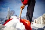 safe_snow_shoveling.png